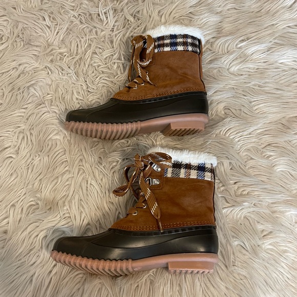 Maurice’s | Duck Boots 🦆 - Picture 7 of 15